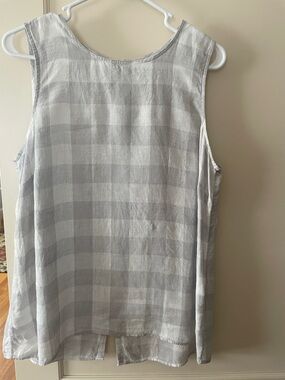 J. Jill Gray and White Plaid Sleeveless Tank